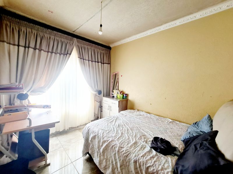 4 bedroom house for sale in Makhado Park, Louis Trichardt - Photo 5