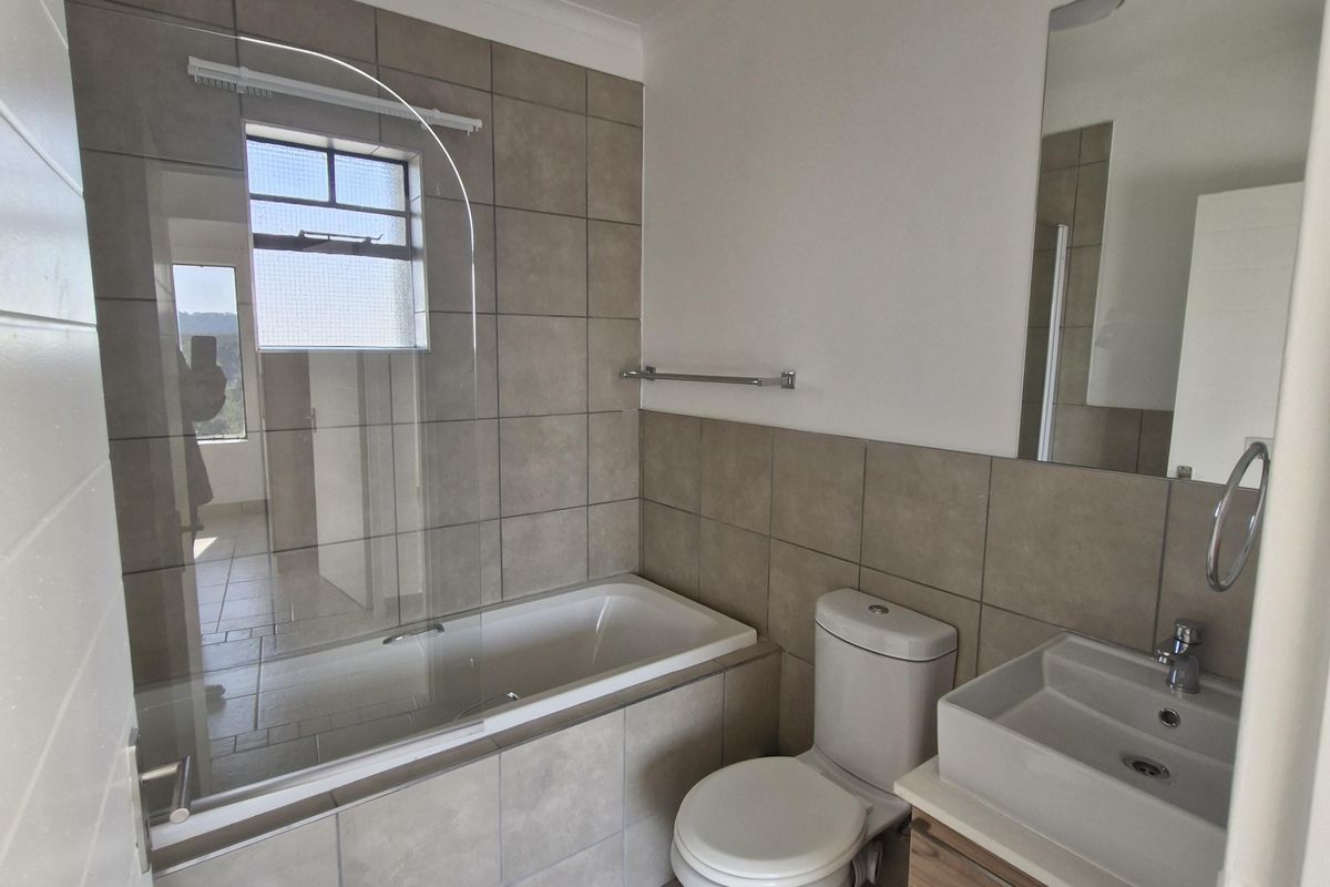 Apartment Rental Monthly In Kempton Park - Photo 4