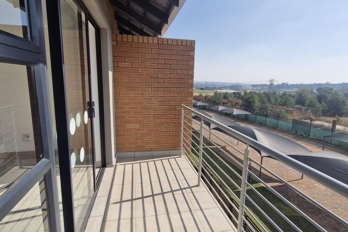 Apartment Rental Monthly In Kempton Park - Photo 5