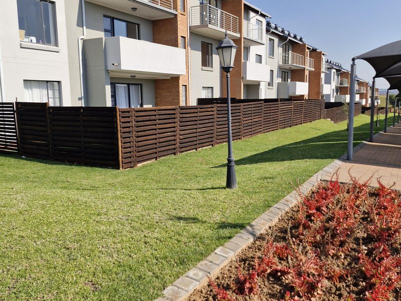 Apartment Rental Monthly In Kempton Park - Photo 8