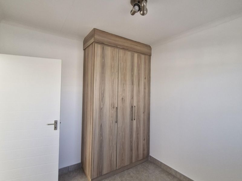 Apartment Rental Monthly In Kempton Park - Photo 6