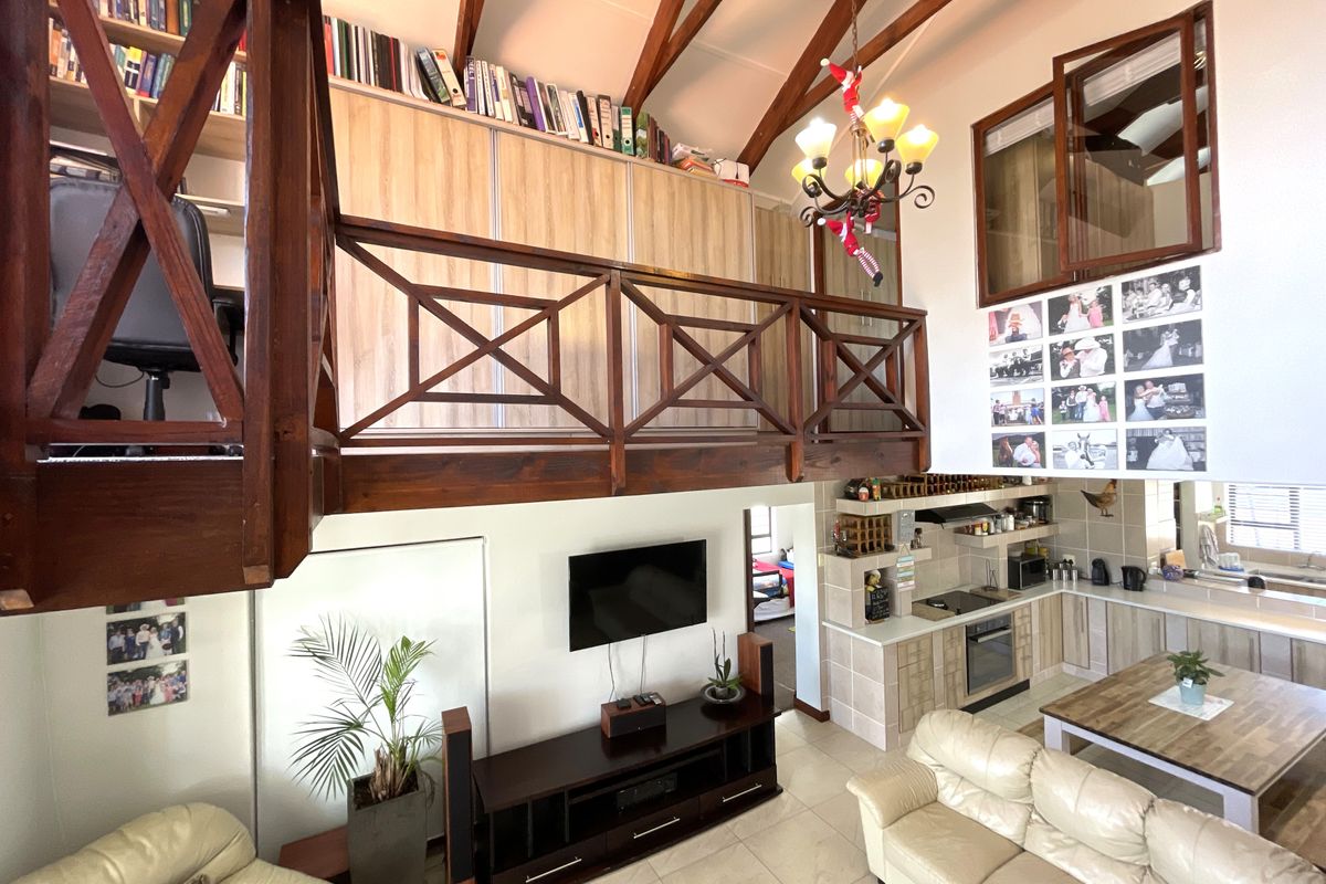 Inviting Home in Luxury and Style... - Photo 5