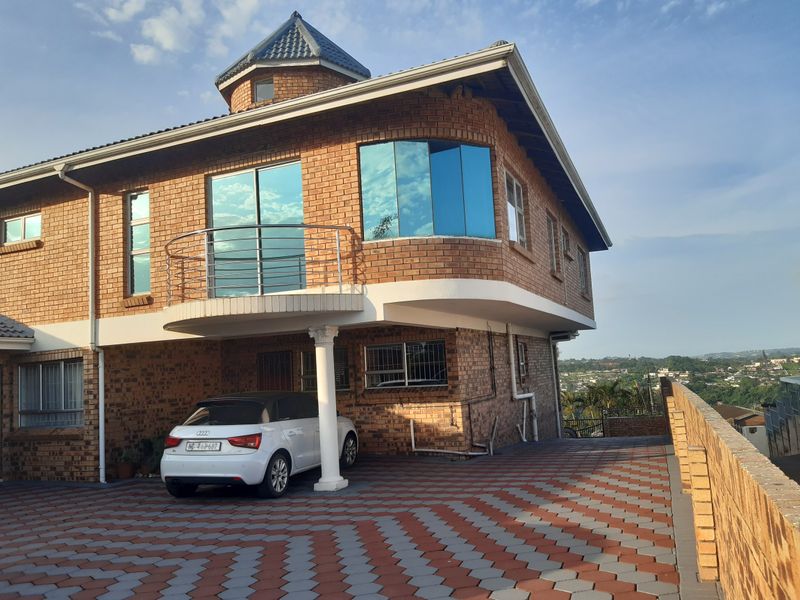 Beautiful Home, Umhlatuzana, Chatsworth - Photo 3