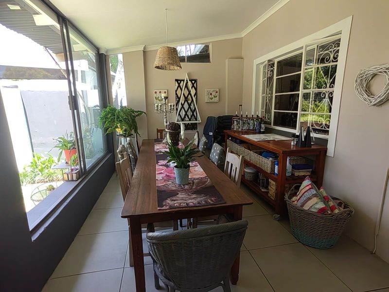 Discover this stunning 9-bedroom house in Parys, perfect for family living or a lucrative investment - Photo 8