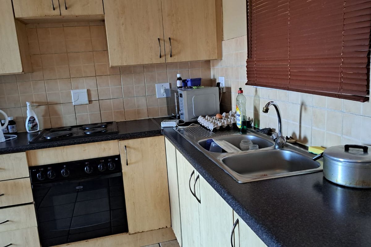 Find comfort in this two bedroom apartment! - Photo 5