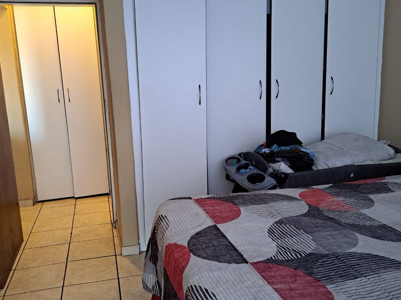 Find comfort in this two bedroom apartment! - Photo 6