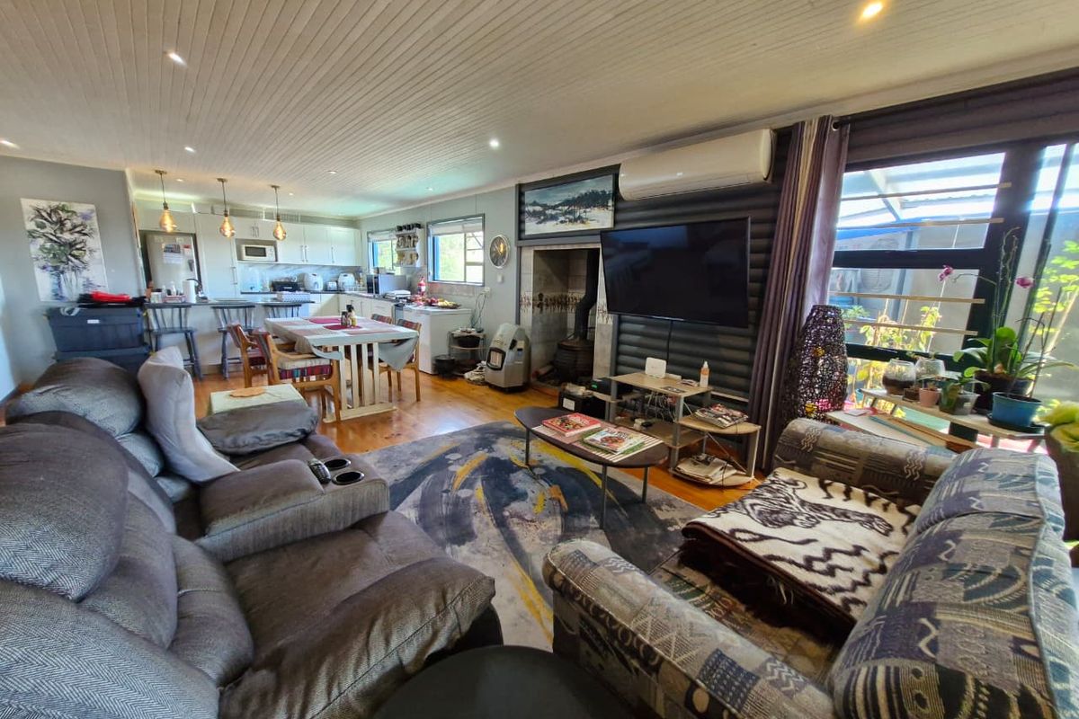 Serenity and Panoramic Elegance - Photo 5