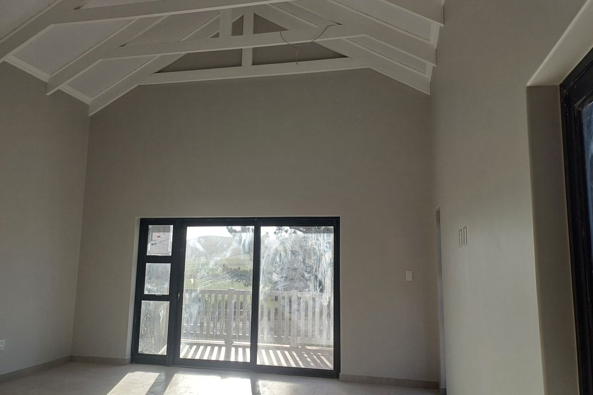 Modern family home - Photo 4