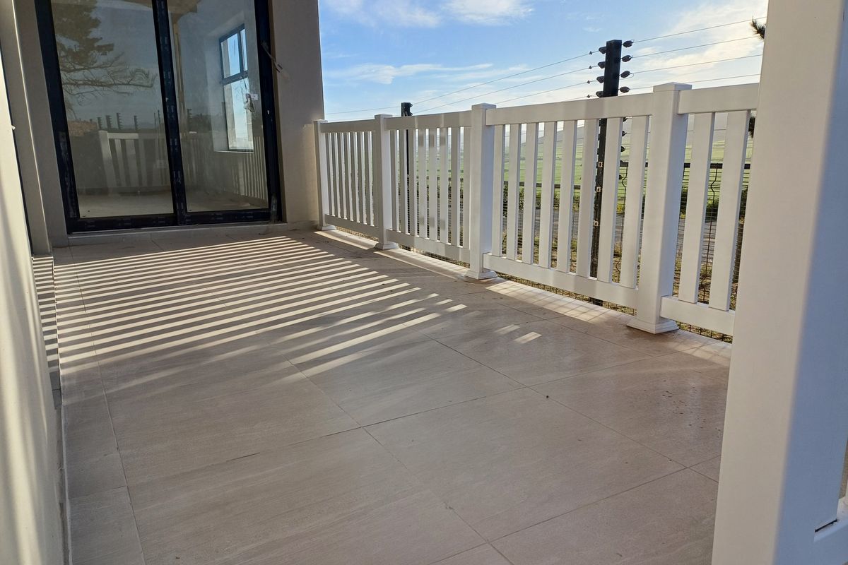 Modern family home - Photo 5