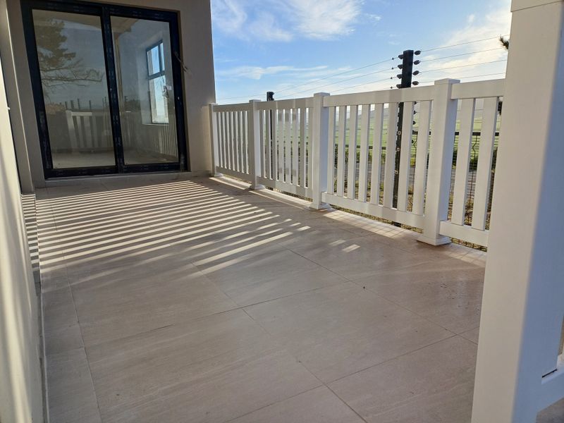 Modern family home - Photo 5