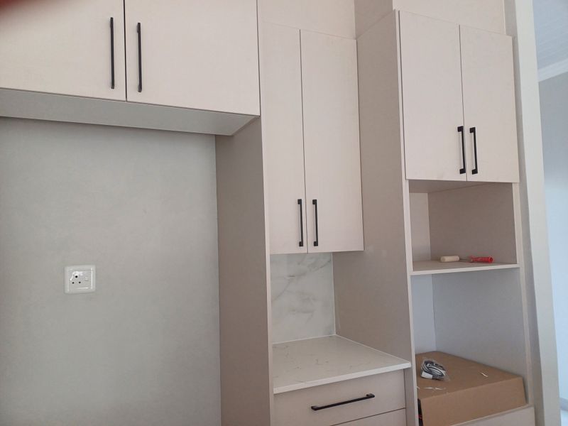 Modern family home - Photo 8