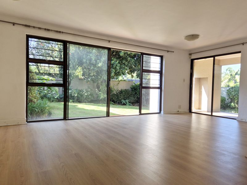 Rare 4-Bedroom Townhouse in Prime Victory Park - Photo 7