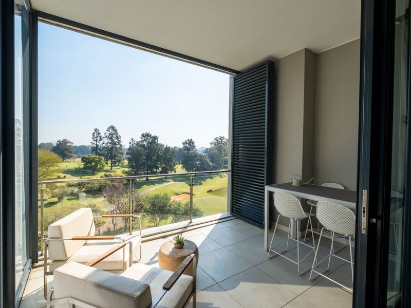 Elevated Luxury Living, Double-Level Penthouse with Private Rooftop Pool and Iconic Views! - Photo 5