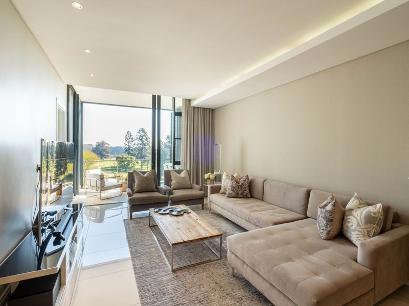 Elevated Luxury Living, Double-Level Penthouse with Private Rooftop Pool and Iconic Views! - Photo 7