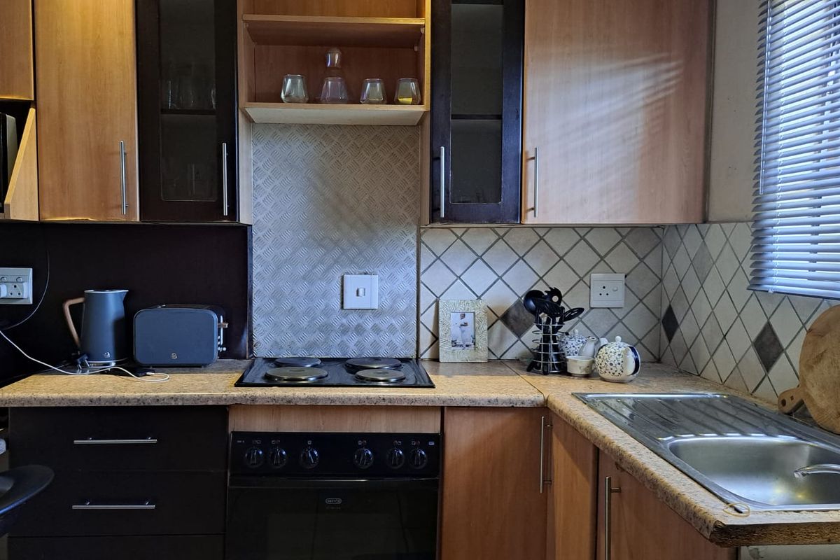 Two bedroom apartment for sale! - Photo 3