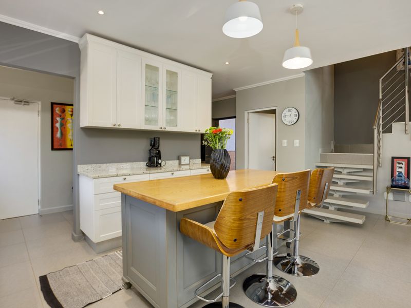 Modern Tranquility in the Heart of Bryanston East - Photo 2