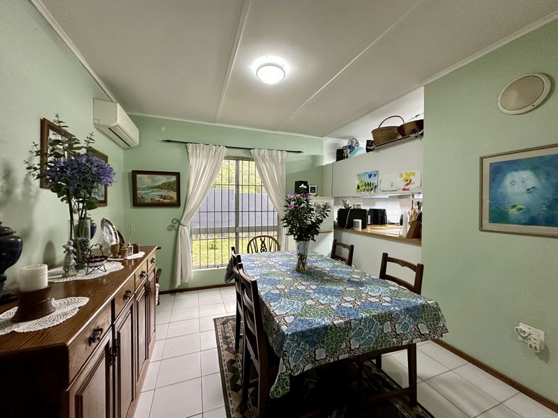 Beautiful 4-Bedroom Home with Flatlet in Meer En See – A Rare Find! - Photo 7