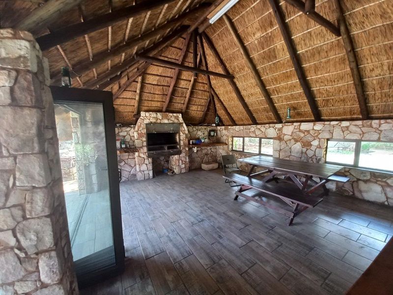 Charming 4-Bedroom Heritage Home with Modern Luxuries - Photo 10