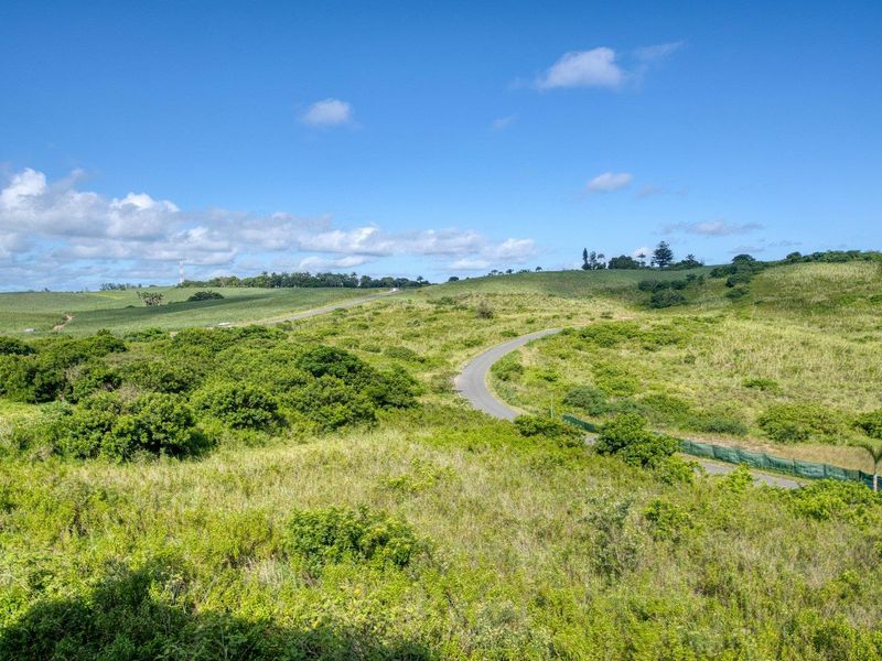 Modern Townhouse in Palm Lakes Estate - Photo 4