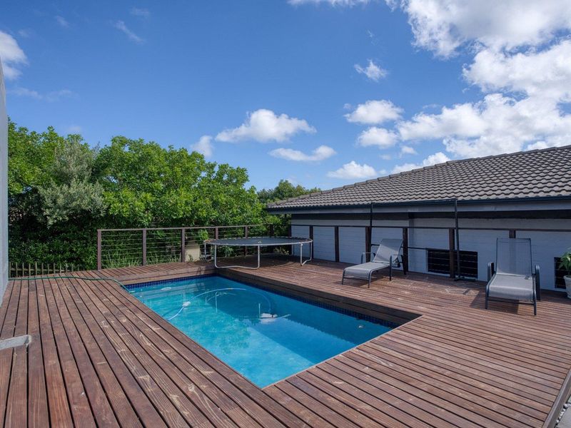 Stunning Modern 4-Bedroom Home with Pool in Ballito - Photo 2