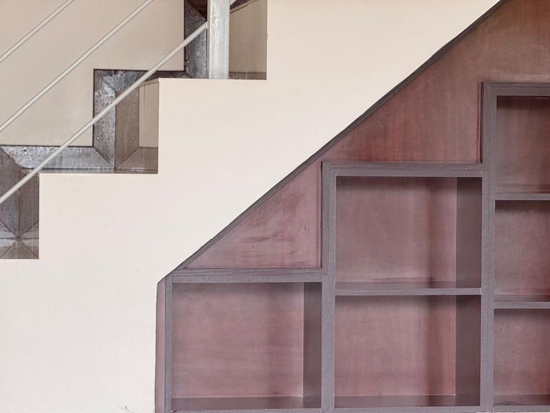 Secure 3 Bedroom Townhouse in Schuinshoogte Next to Aviary Hill - Photo 9