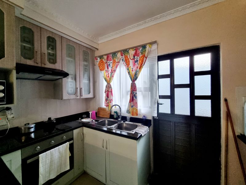 Beatiful Complex For Sale - Photo 6