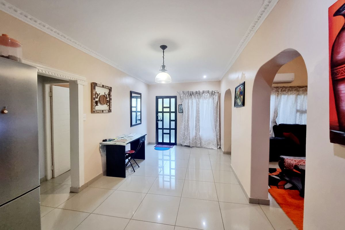 Beatiful Complex For Sale - Photo 3
