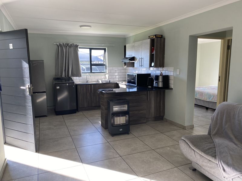 2 Bedroom Apartment In Jansen Park - Photo 5