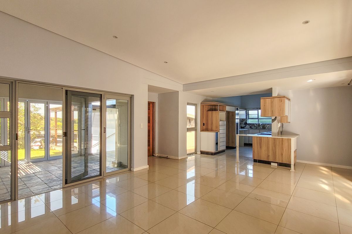 Stunning Modern open plan home - Photo 4