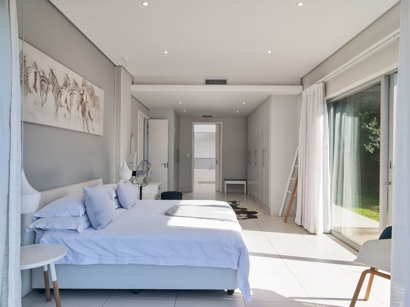 Exclusive Ground Floor Apartment with Garden & Sea Views in Simbithi Eco Estate - Photo 4