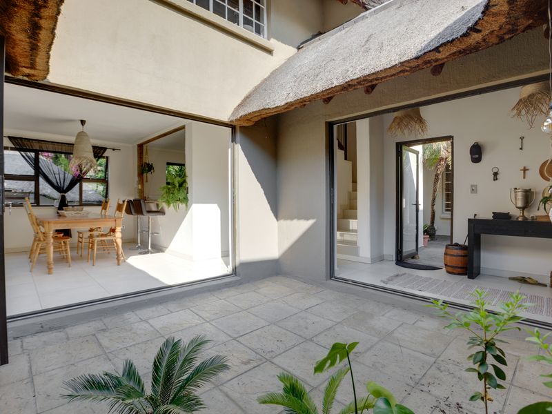 Elegant 3-Bedroom Double-Storey Family Home in Gated Community – Jukskei Park - Photo 7