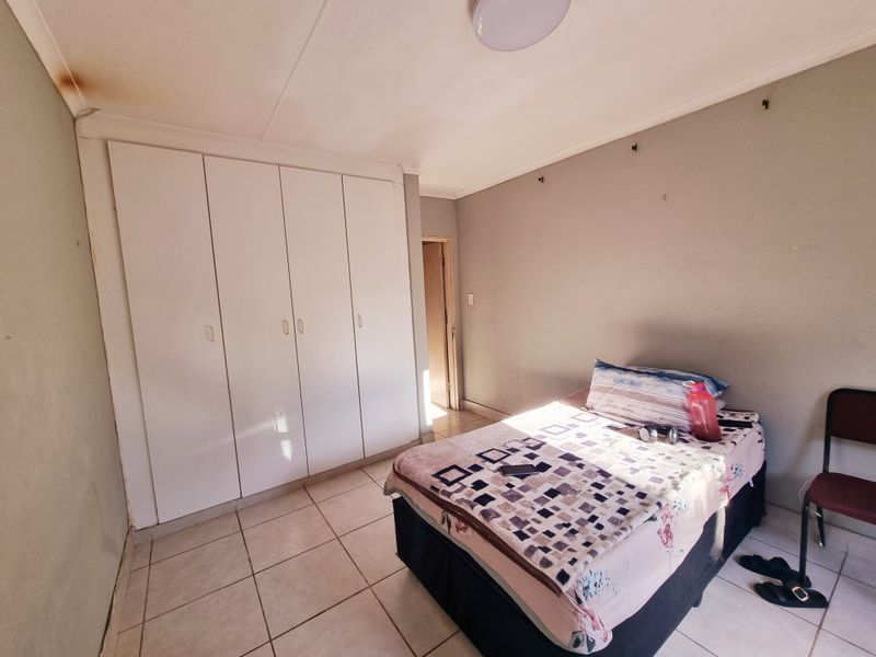 3 Bedroom Complex for sale - Photo 7