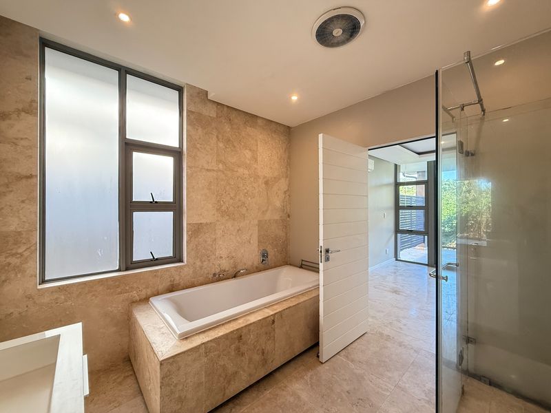 Modern Coastal Living in Zimbali Estate – Spacious 3-Bedroom Apartment - Photo 10