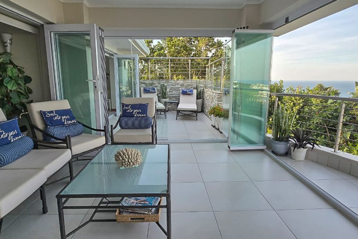 Seamless Indoor-Outdoor Living with Breathtaking Coastline Views - Photo 3