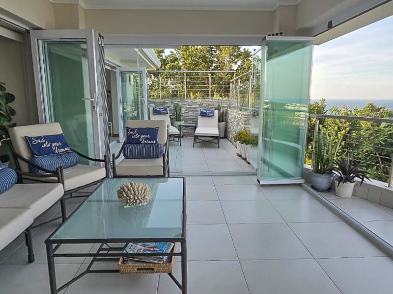 Seamless Indoor-Outdoor Living with Breathtaking Coastline Views - Photo 3