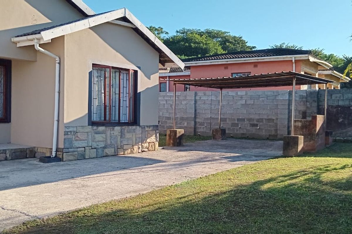 Charming Family Home - Photo 2