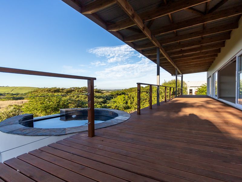 Perfect Family Home in Zini River Estate, Mtunzini – Luxury Living in Nature’s Embrace - Photo 4