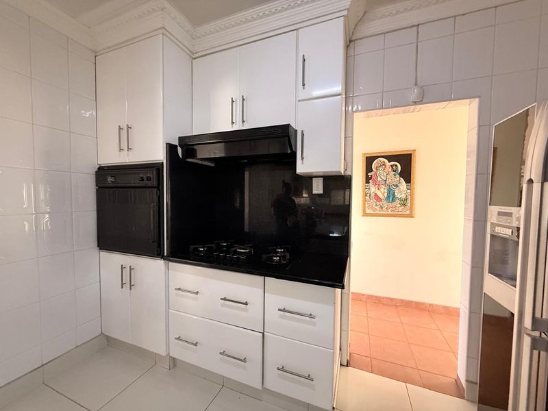 Home close to Medi Clinic Hospital Central Town with Flat - Photo 7