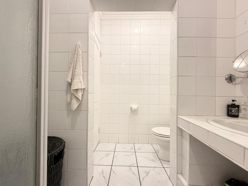 Home close to Medi Clinic Hospital Central Town with Flat - Photo 4