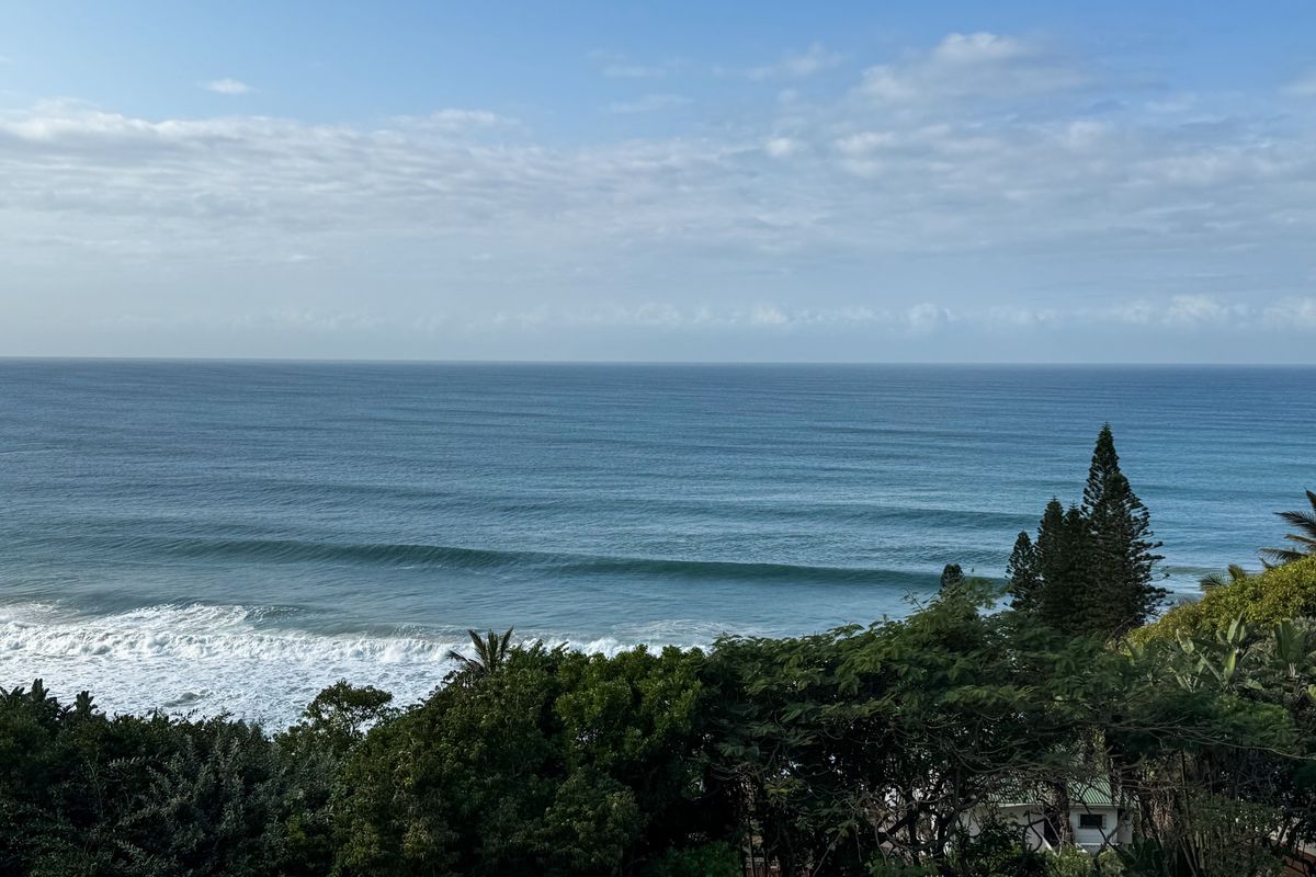 UNBELIEVABLE VALUE - PRIME LOCATION WITH STUNNING SEA VIEWS - Photo 2