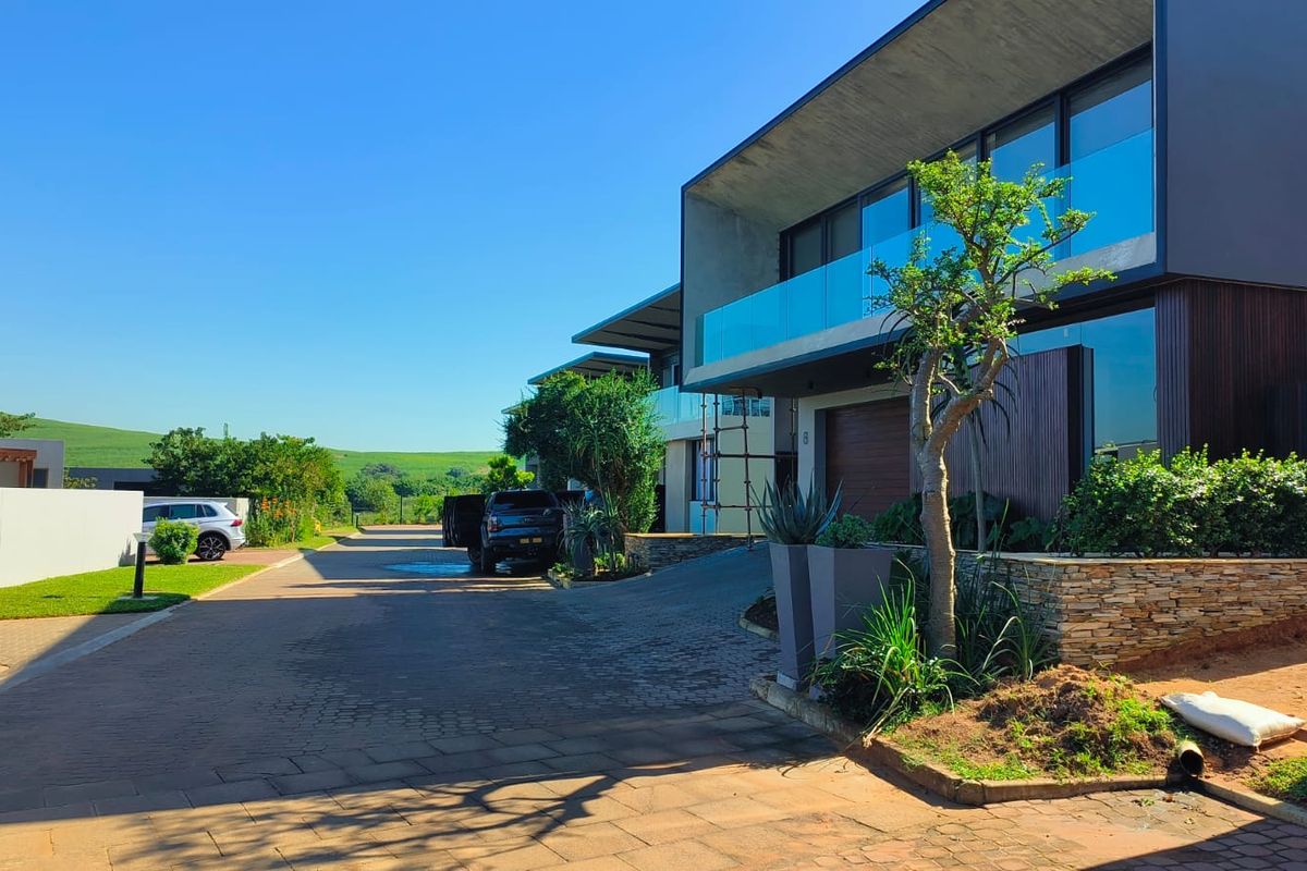 Vacant Land for Sale in Gold Coast Estate - Photo 3