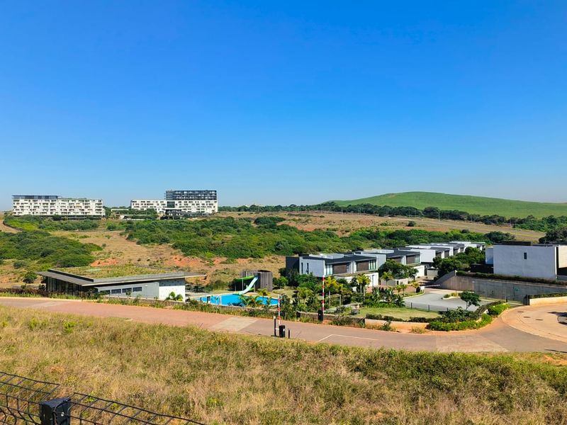 Vacant Land for Sale in Gold Coast Estate - Photo 2