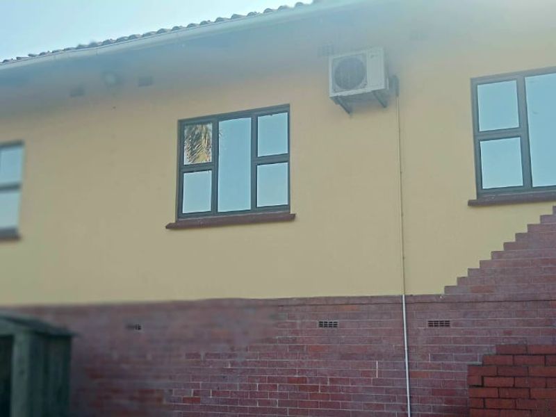 Perfect 4-Bedroom Home in Larkfield - Photo 4