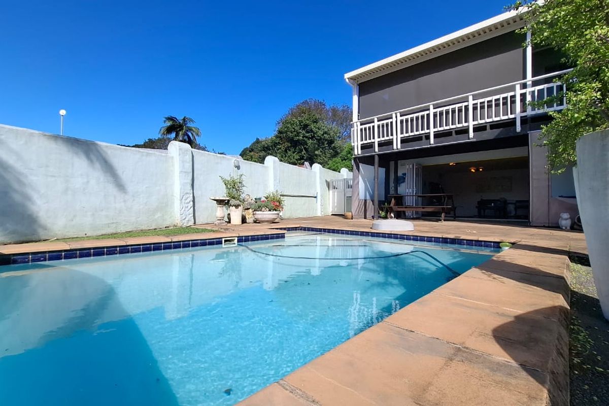 Charming Coastal Retreat with Income-Generating Garden Cottage | Blythedale, North Coast - Photo 2