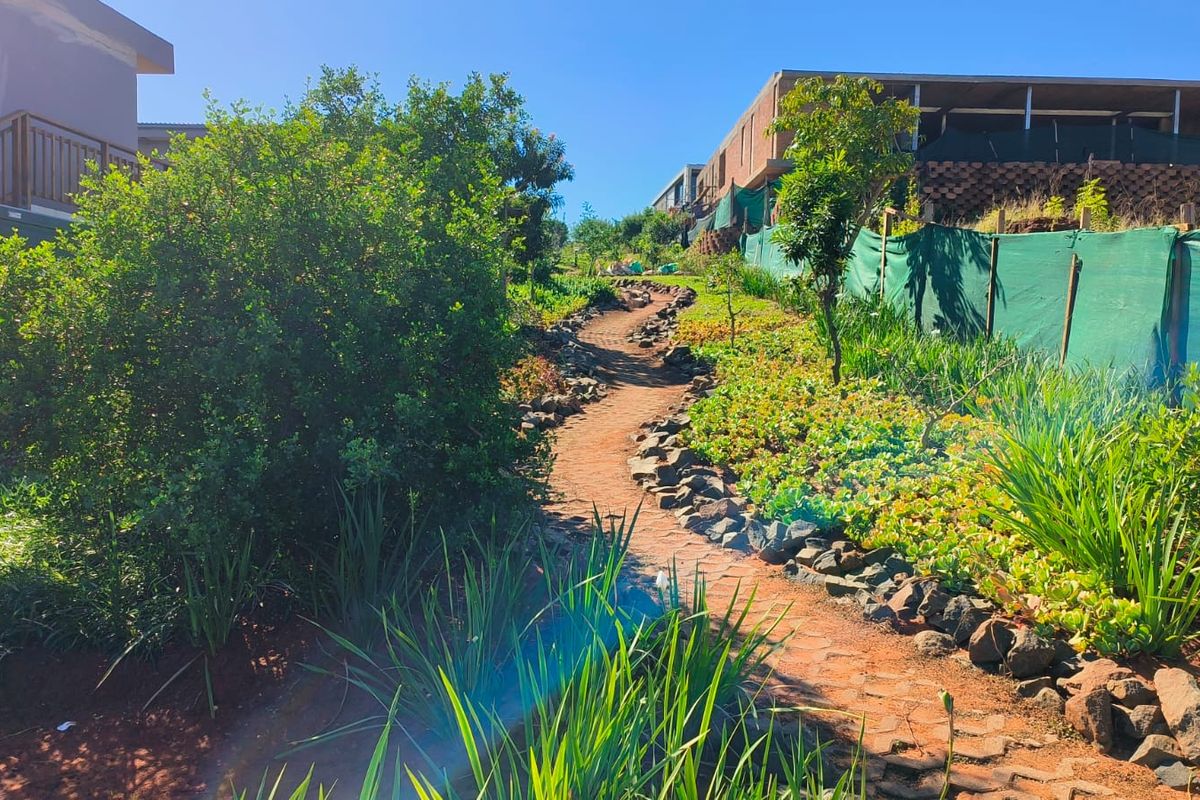 Vacant Land for Sale in Gold Coast Estate - Photo 2