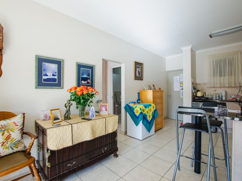 1 Bedroom Apartment in Eldoraigne - Photo 7