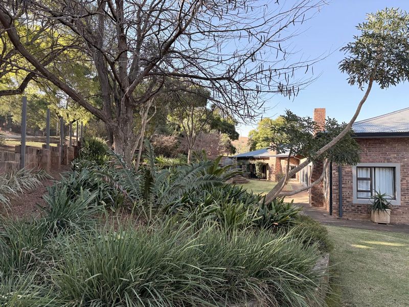 7 Bedroom Guest House-Flat Let-Home opportunity - Photo 2