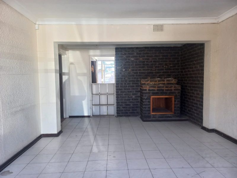 Charming and Spacious Family Home in the Heart of Rensburg, Heidelberg - Photo 9