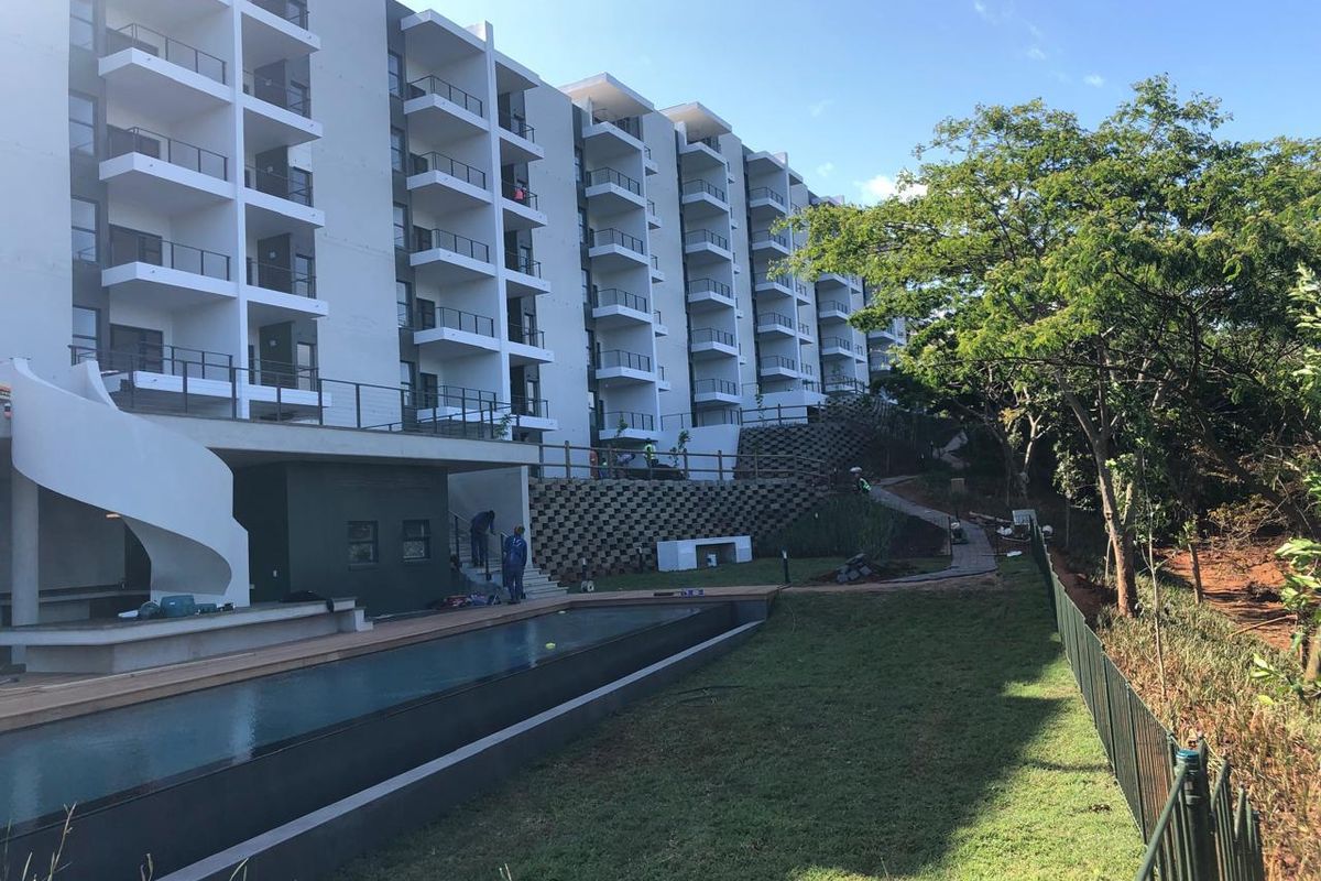 Modern Coastal Living in Imbali Ridge Estate, Ballito Apartment with Views, Light and Luxury - Photo 4