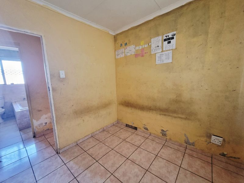 2-Bedroom house for Sale - Photo 7